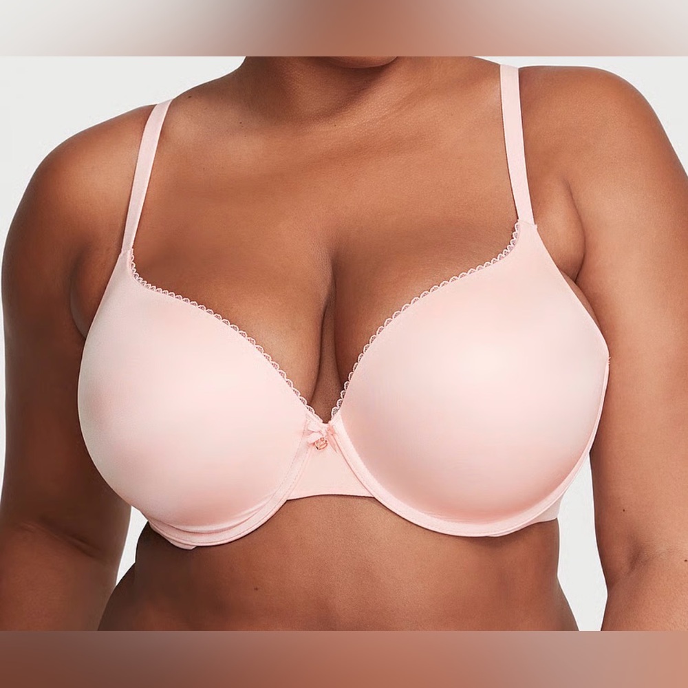 Victoria’s Secret 34DD Perfect Shape Smooth Push-Up Bra in Pale Pink, EUC